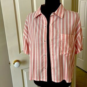 Short blouse by Love Tree in size medium